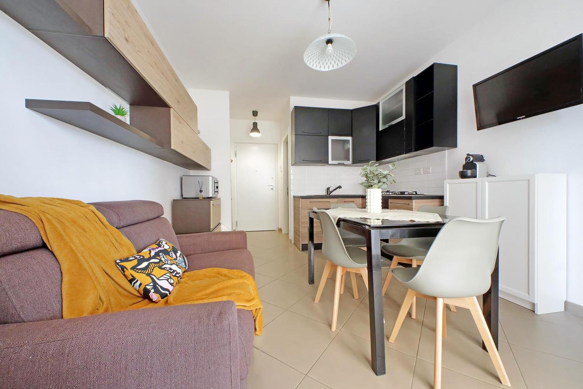 Comodo Con Terrazzo, Vicino Gemelli Apartment *