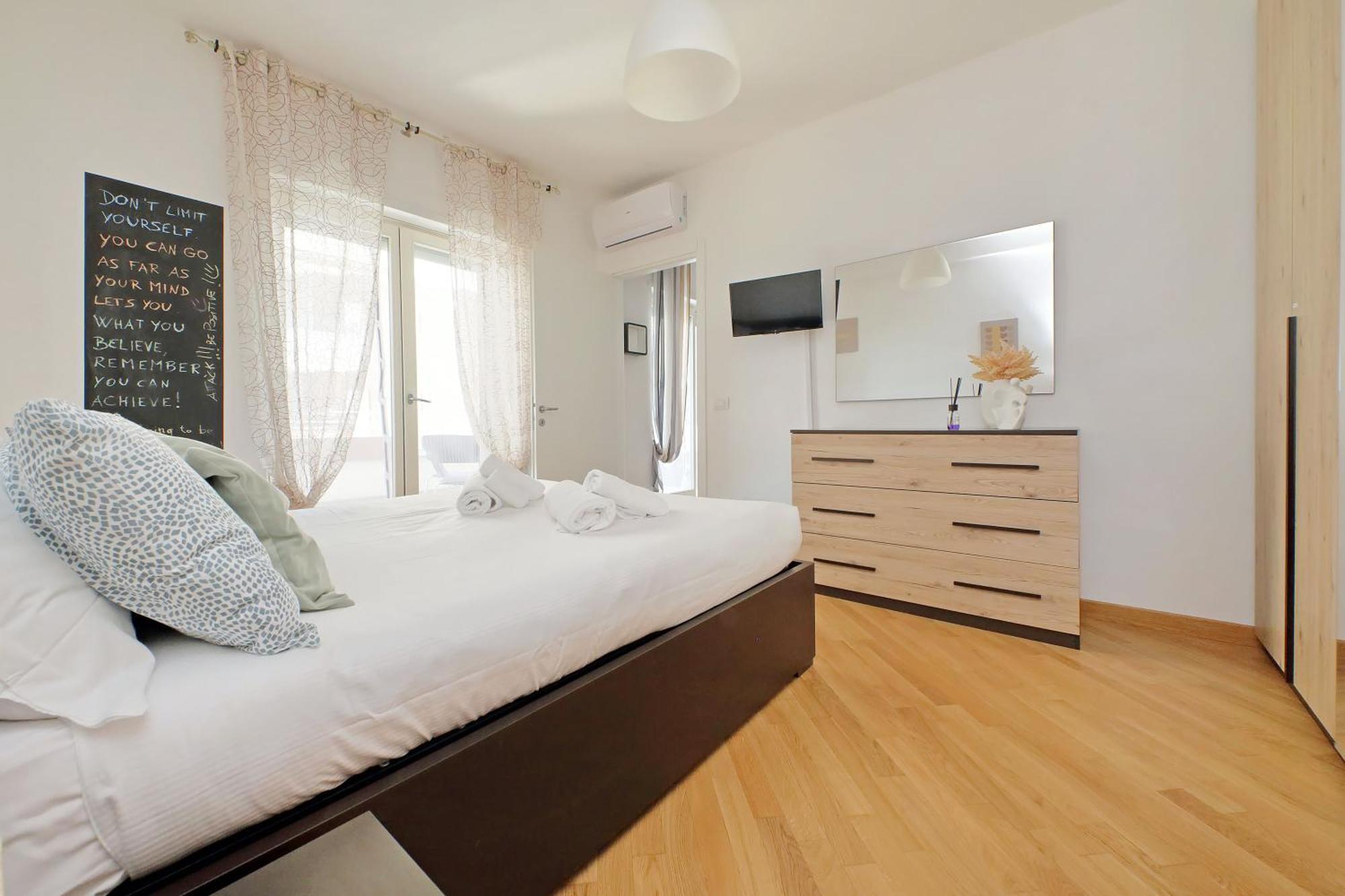 Apartment Comodo Con Terrazzo, Vicino Gemelli Rom